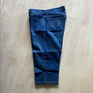 Gloria Vanderbilt Dark Blue Women's Cropped Jeans